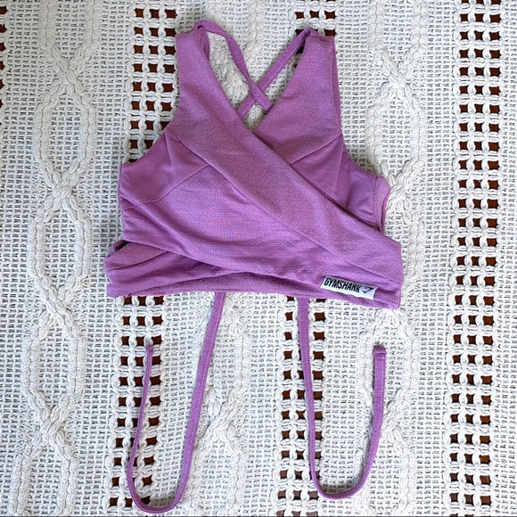 SOLD ON DEPOP 💘 GYMSHARK SPORTS BRA - Picture 2 of 2